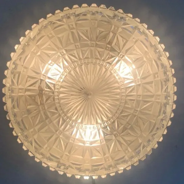 Plafonnier en verre pressé 1950/60