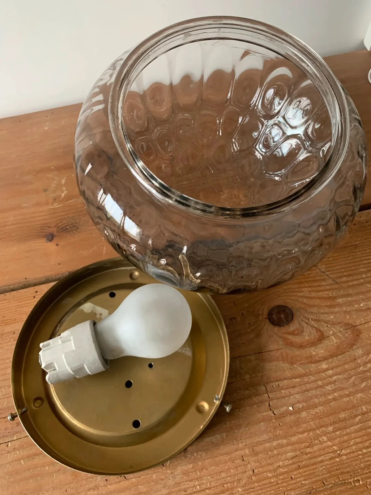Plafonnier Space Age verre fumé 1970 — vue 4