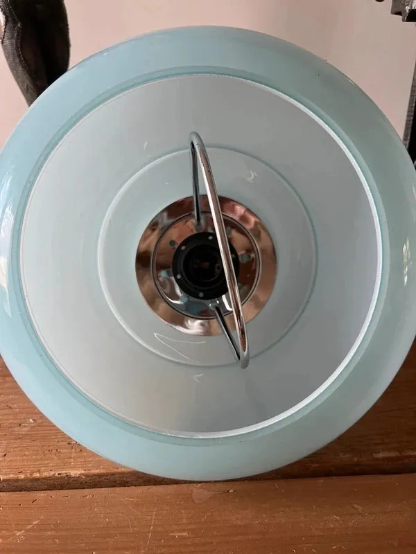 Suspension opaline bleue années 70 — vue 4