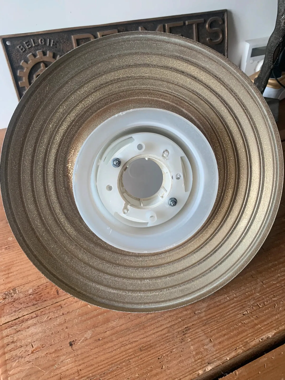 Lampe à poser opaline et laiton Massive 1970/80 — vue 4