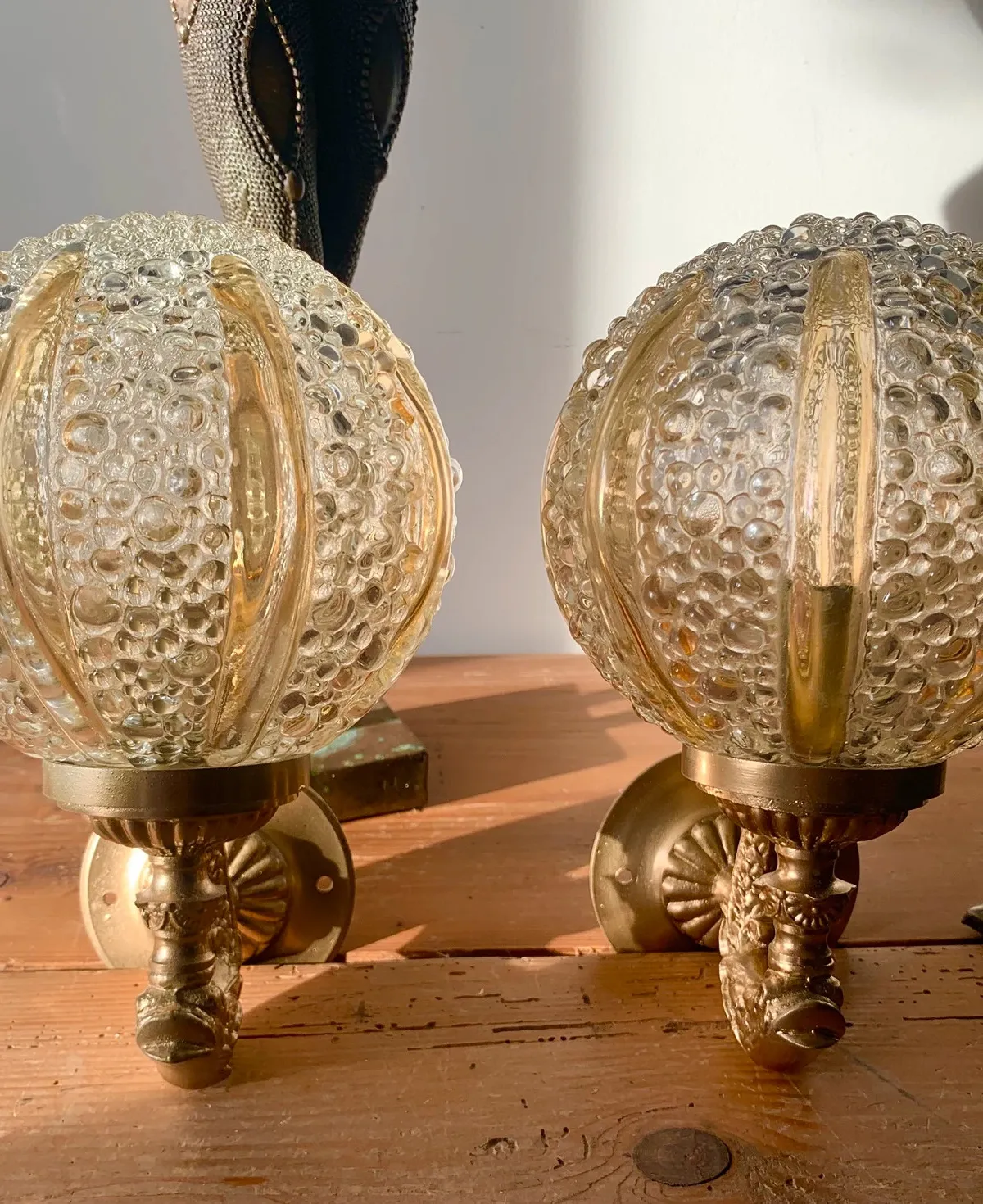 Paire d'appliques Helena Tynell globe oursin en verre bullé 1960 — vue 4