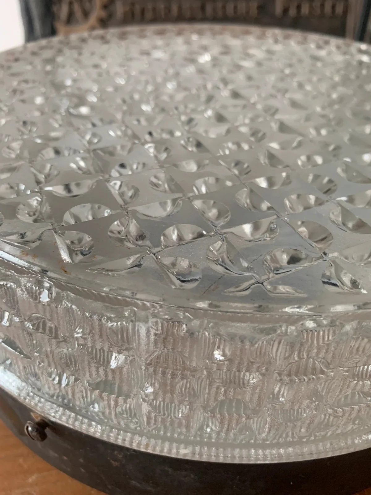 Plafonnier Megal en verre prismatique 1960/65 — vue 5