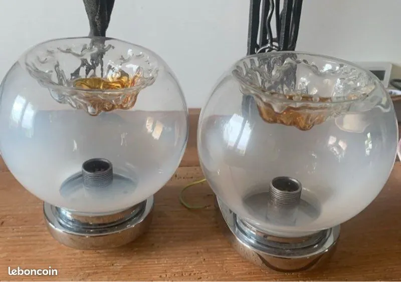 Paire d’appliques Keuco 1970 et globes volcan mazzega Murano