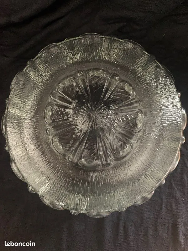 Plafonnier ancien jolie forme 1970